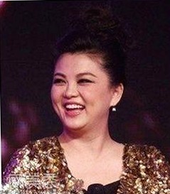 已满十八免费观看电视剧：精彩内容尽在荆州娱乐圈