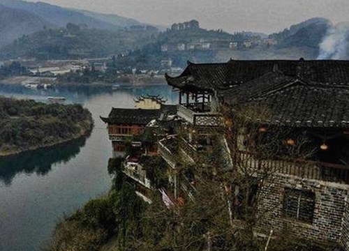 已满十八免费观看电视剧官方版免费版：全面解析最新观看渠道与资源